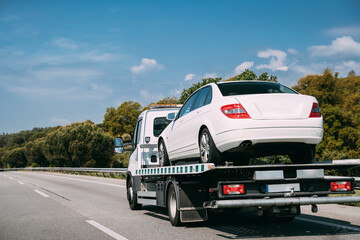 Tips For Safe and Efficient Towing